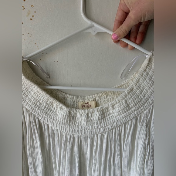 Hollister Long Sleeve Top - Picture 2 of 5